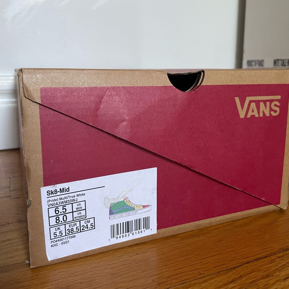 Vans Colorful Patterned High-Tops - Picture 4 of 9